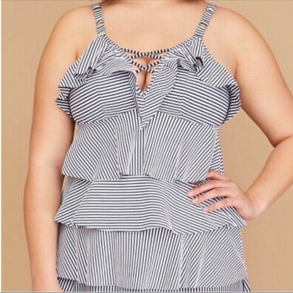 Lane Bryant swim suit- tankini top with skirt, seersucker navy and white